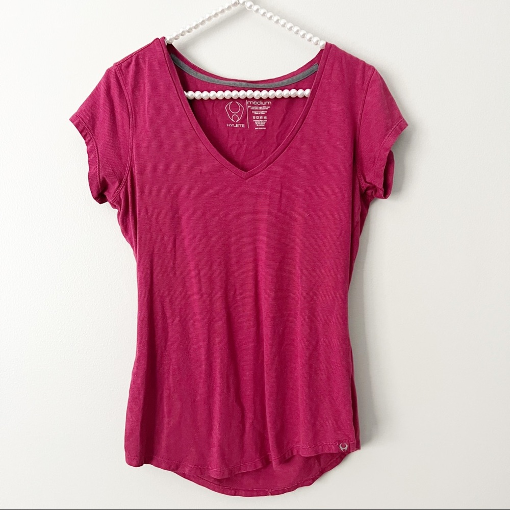 Hylete women’s v neck t-shirt size medium